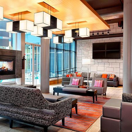 Hotel Aloft Montreal Airport Dorval Esterno foto