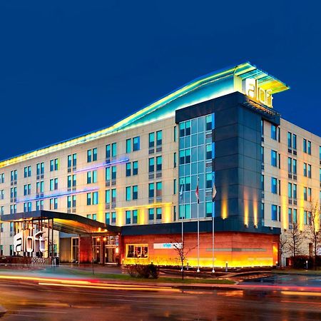 Hotel Aloft Montreal Airport Dorval Esterno foto